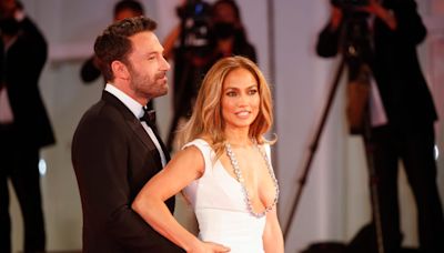 Jennifer Lopez Likes Breakup Post Amid Ben Affleck Divorce Rumors