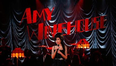 Amy Winehouse In America: Five Key Moments In The Star’s U.S. Breakthrough