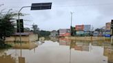 Enchentes agora atingem Santa Catarina; mais de 800 estão fora de casa devido às inundações