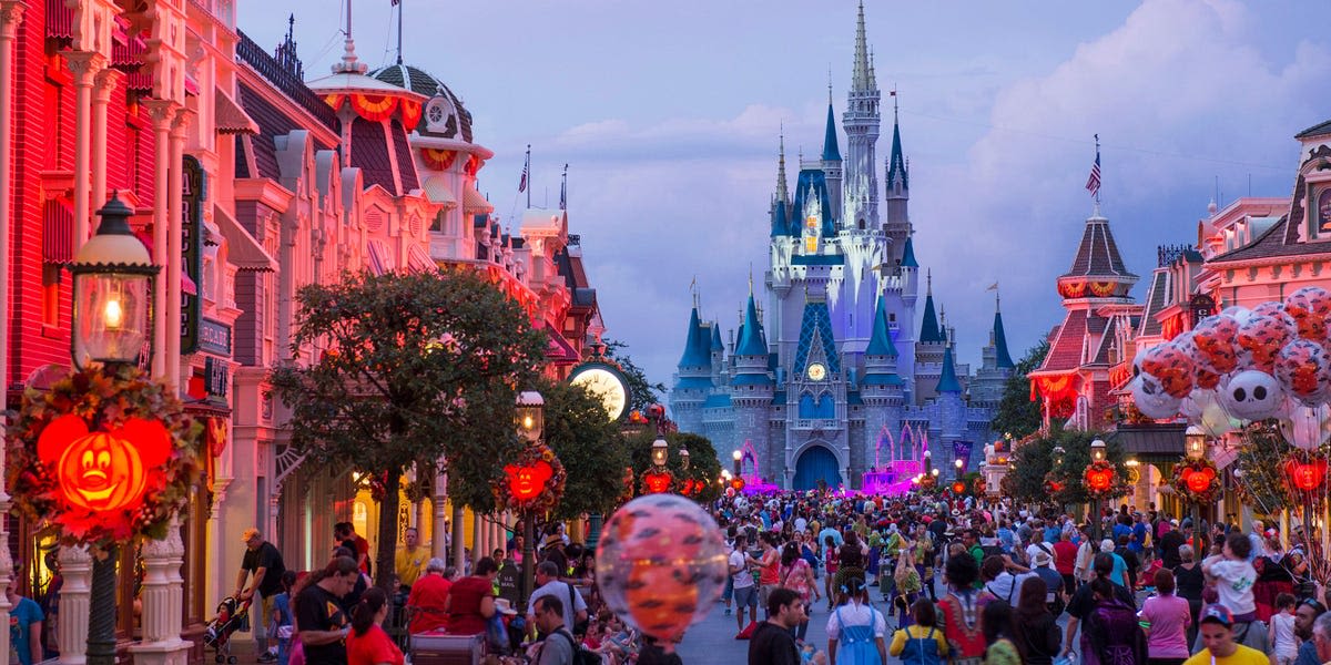 Fall is the best time to visit Disney World. As a former employee, here are 9 of my favorite things to do in the parks.