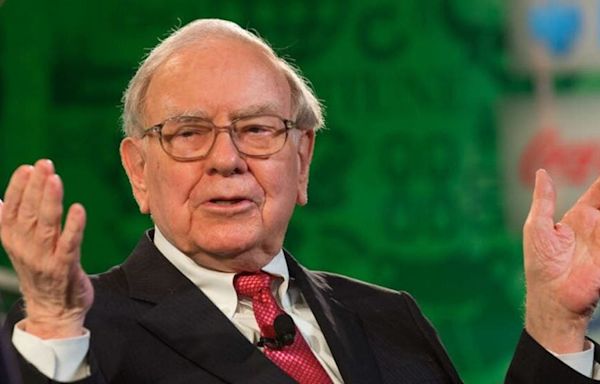 Warren Buffett Isn't Worried About Berkshire After He Dies, Says...Tonight, I Think the Stock Would Go Up Tomorrow...