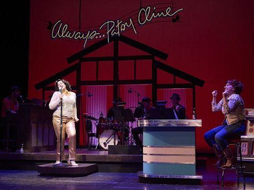 'Always... Patsy Cline' at Great Lakes Theater is a Fitting and Fun Tribute to the Artist