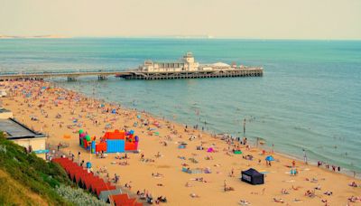 New heatwave maps show North African plume crashing into Britain twice