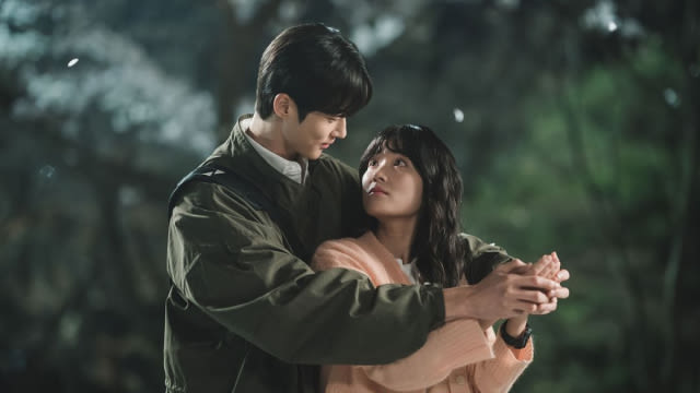 Lovely Runner Episode 11 Recap & Spoilers: What Happens Between Byeon Woo Seok and Kim Hye Yoon?