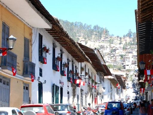 Esta es la multa por no colocar la bandera en tu casa durante Fiestas Patrias 2024