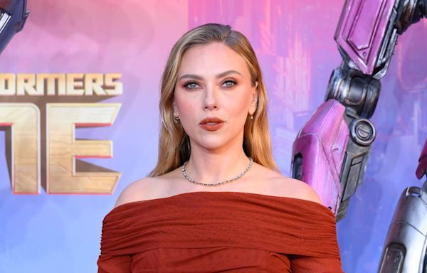 Scarlett Johansson’s Latest Red Carpet Look Features the Season’s Hottest Color