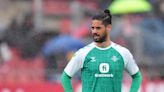 Isco entrena al margen en el Betis