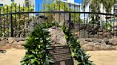 Honolulu tells story of healers with dual male and female spirit through new plaque in Waikiki