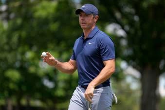 Golf: McIlroy charges, only one shot back in Wells Fargo - Salisbury Post