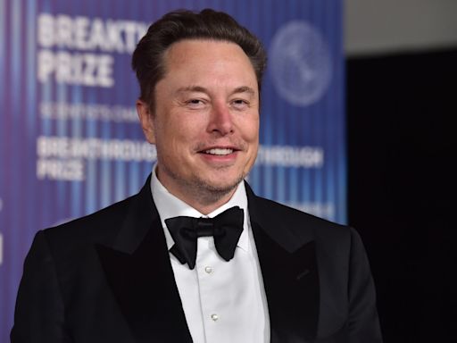 Elon Musk planea gastar una fortuna en su nuevo servicio de Inteligencia Artificial - La Opinión