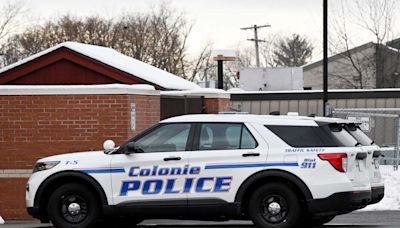 Colonie police officer probed for guns taken from evidence room