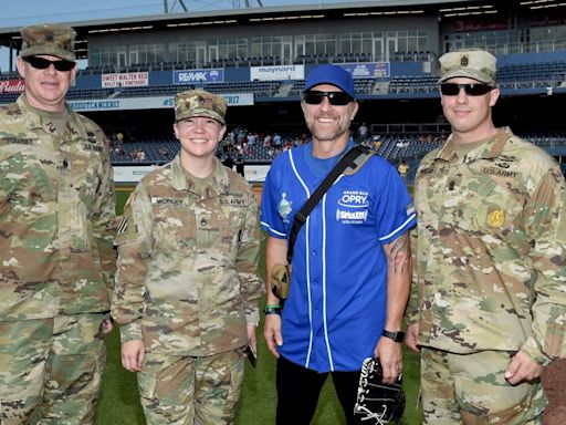 Craig Morgan says military service is 'more natural' to him than country music stardom: 'It's in my DNA'