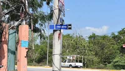 Vecinos de la colonia Tres Reyes le cierran el paso a candidatos a la Alcaldía de Cancún