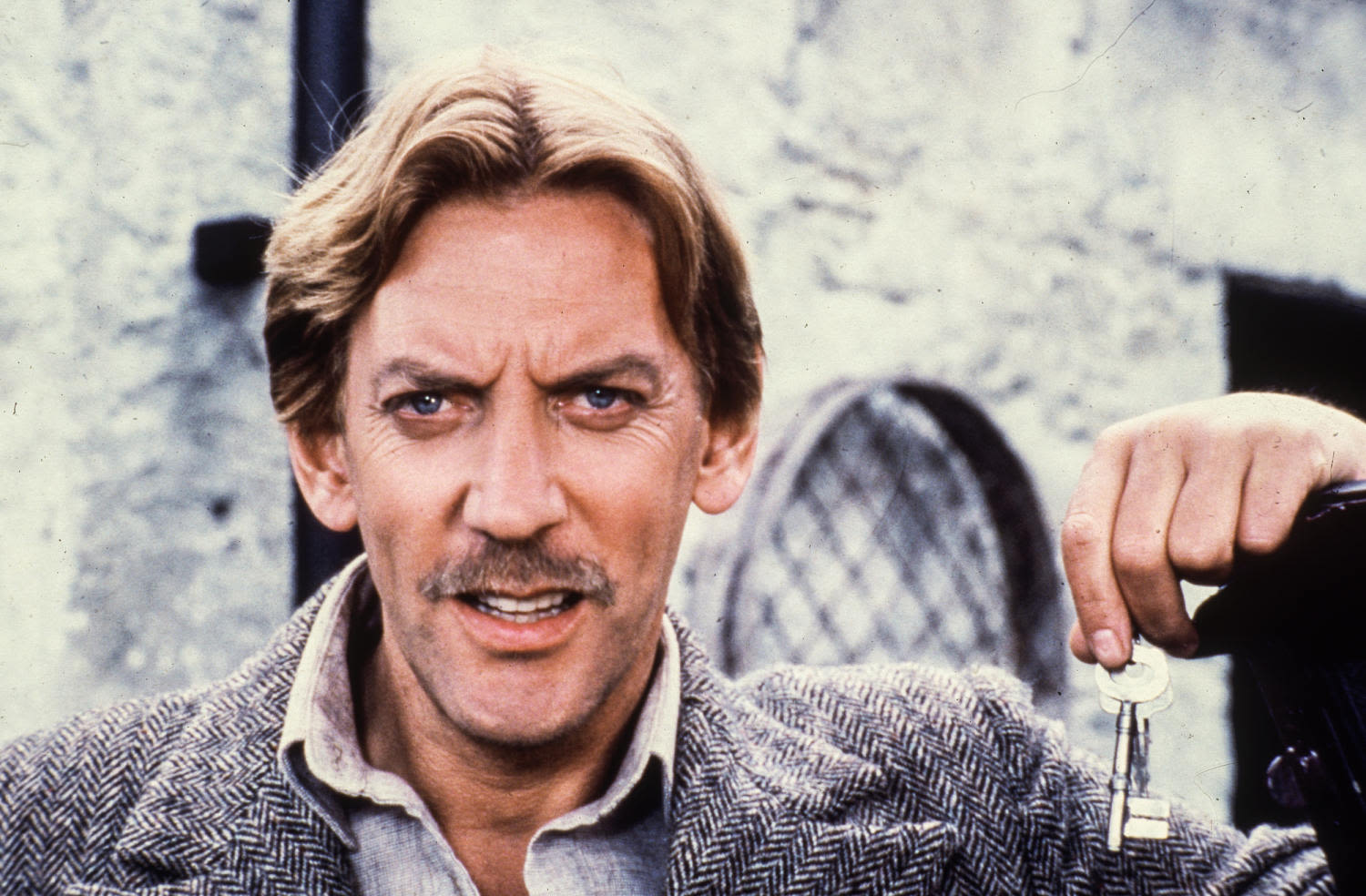 Donald Sutherland, revered actor from ‘M*A*S*H’ movie and ‘The Hunger Games,’ dies at 88