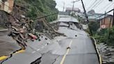 Caos no Rio Grande do Sul: rua desmorona em Gramado, e moradores deixam suas casas