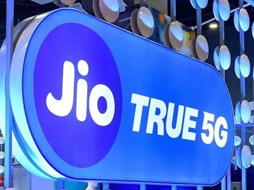 Jio Announces New Unlimited 5G Data Plans And AI-Powered JioTranslate Feature For Users - News18