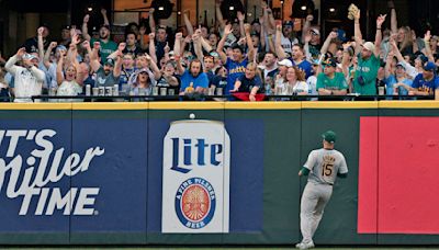 Dylan Moore sets career high with 5 RBIs to help Mariners topple A's