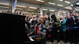 'Now you’re in London!': Watch as Alicia Keys' surprise performance stuns UK commuters