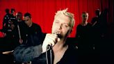 Chumbawamba singer honors 'Tubthumping' on song's 25th anniversary