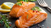 El salmón podría no ser el pescado más saludable para comer: qué dicen los científicos - La Opinión