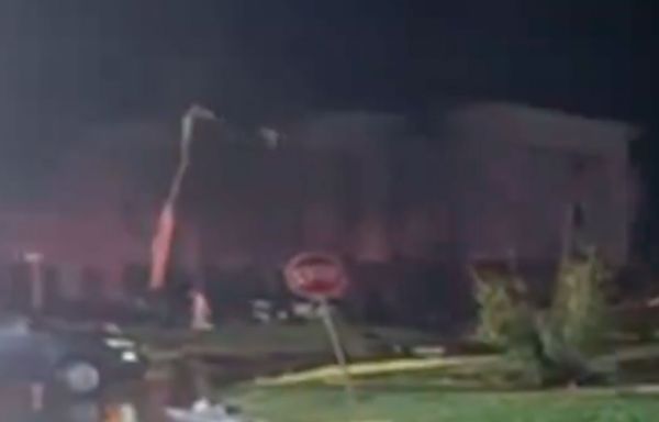 Terrifying moment hotel takes direct hit after fatal tornado hits Oklahoma