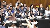 4綠委、1藍委受傷送醫 國民黨：使用暴力的是民進黨