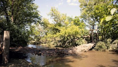 Family that lost home to flooded river vows to keep store open as floodwaters devastate Midwest