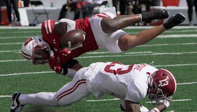 Replay: Alabama 42, Wisconsin 10; Alabama flexes its muscles with UW quarterback sidelined