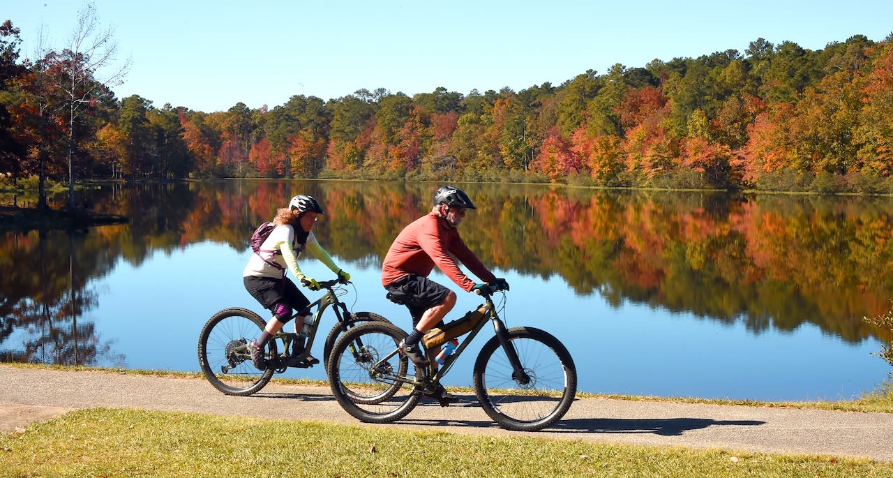 Ready for fall? Here’s the Farmers’ Almanac’s 2024 autumn forecast for Alabama