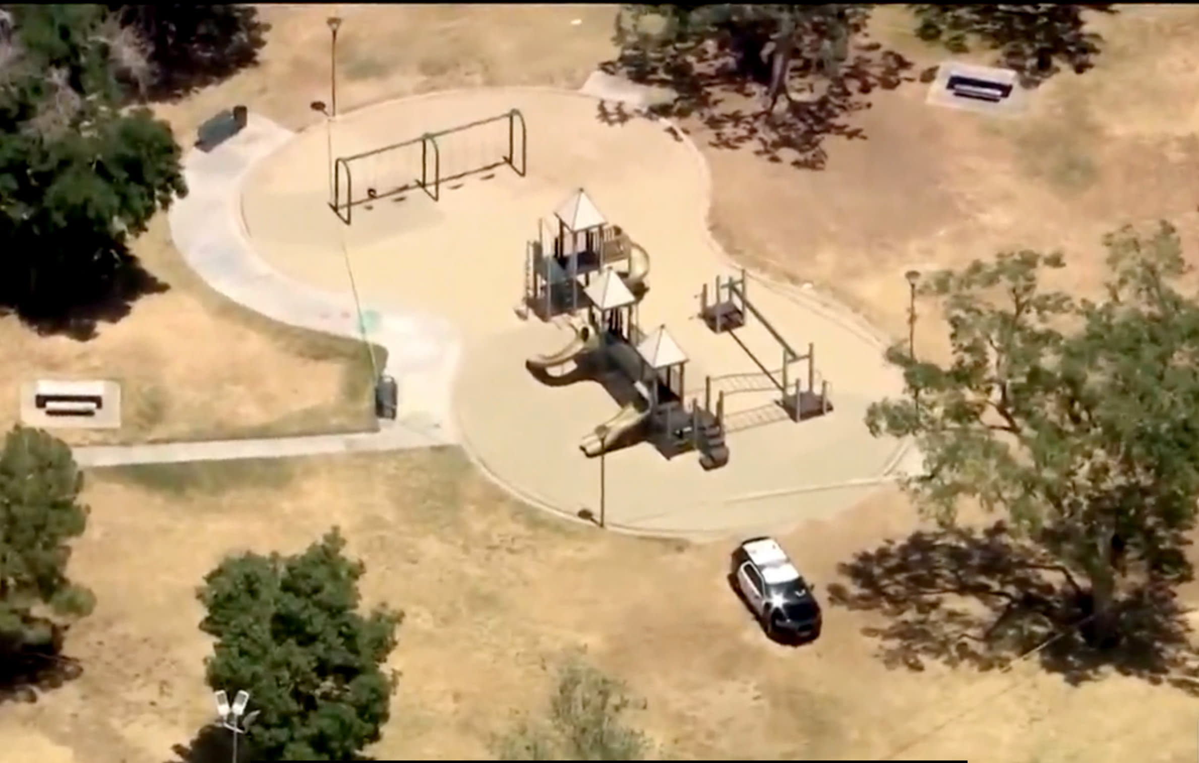 Father arrested after death of 1-year-old son who was found unresponsive at Palmdale park