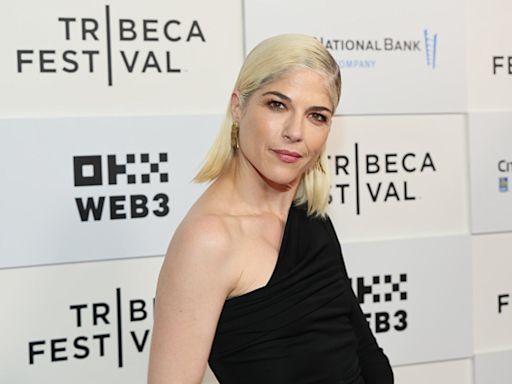 Selma Blair recalls ‘horrifying and humiliating’ plane outburst