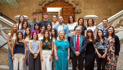 El Colegio Pureza de María-Cid de València gana el concurso 'La Memoria en la Escuela' de la Diputación