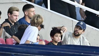 Piqué y la familia Gamper, en un palco plagado de VIP's