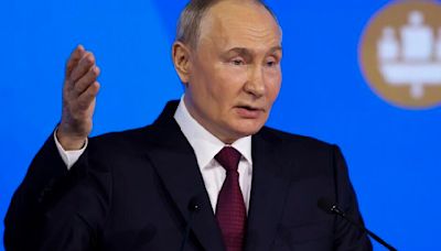 Putin defiende crecimiento económico ruso ante sanciones