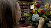 Flower shop honors eight victims of Allen shooting