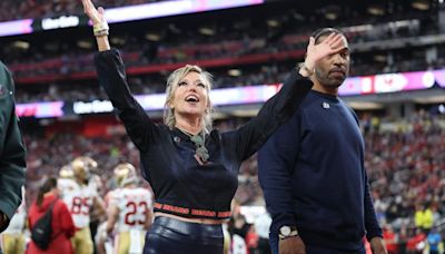 Who is Misty McMichael? Steve McMichael's wife introduced for Bears legend during NFL Hall of Fame game | Sporting News