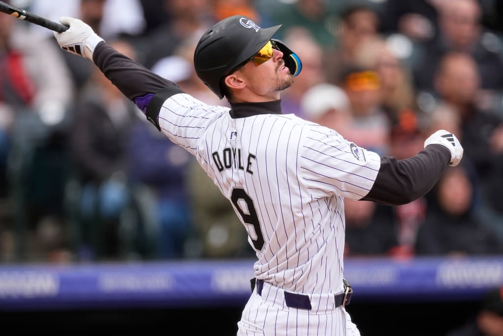 Rockies break out for season-high seven-run inning, rout Giants 9-1 in series finale