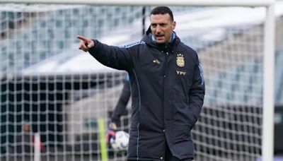 Scaloni, entre dudas y alguna sorpresa, define la lista de la Selección para la Copa América - Diario Río Negro