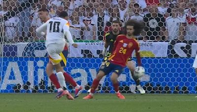 Video: el penal que no le cobraron a Alemania en la Euro