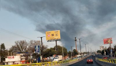 Se registra intenso incendio en empresa pinturas de Apaseo el Alto, Querétaro