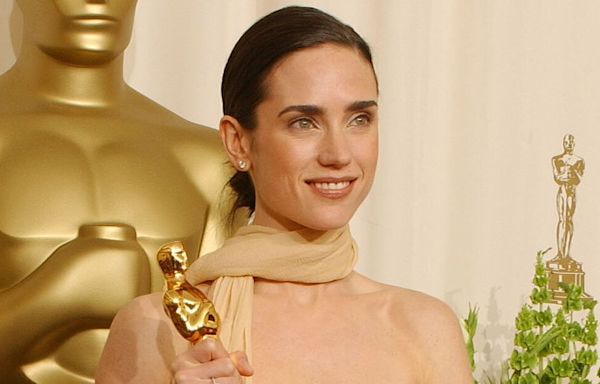 Jennifer Connelly Says She Experienced A 'Complete Shutdown' During 2002 Oscars Speech