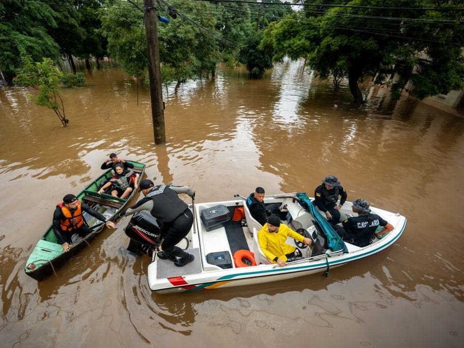 Floods in Brazil spark conspiracy theories over the cause, including toxic jet vapor trails and antennas in Alaska