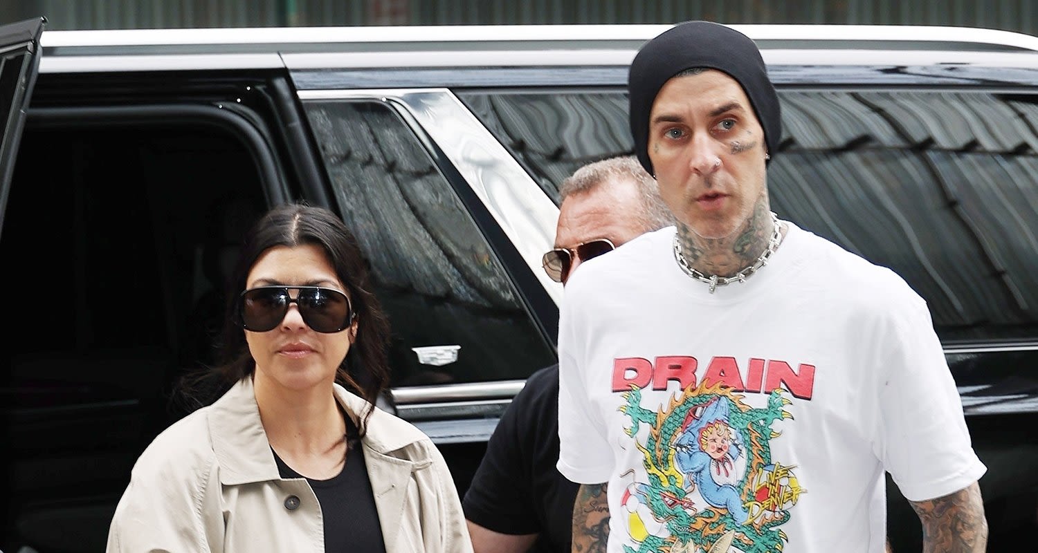 Kourtney Kardashian & Travis Barker Hold Hands on Lunch Date in NYC