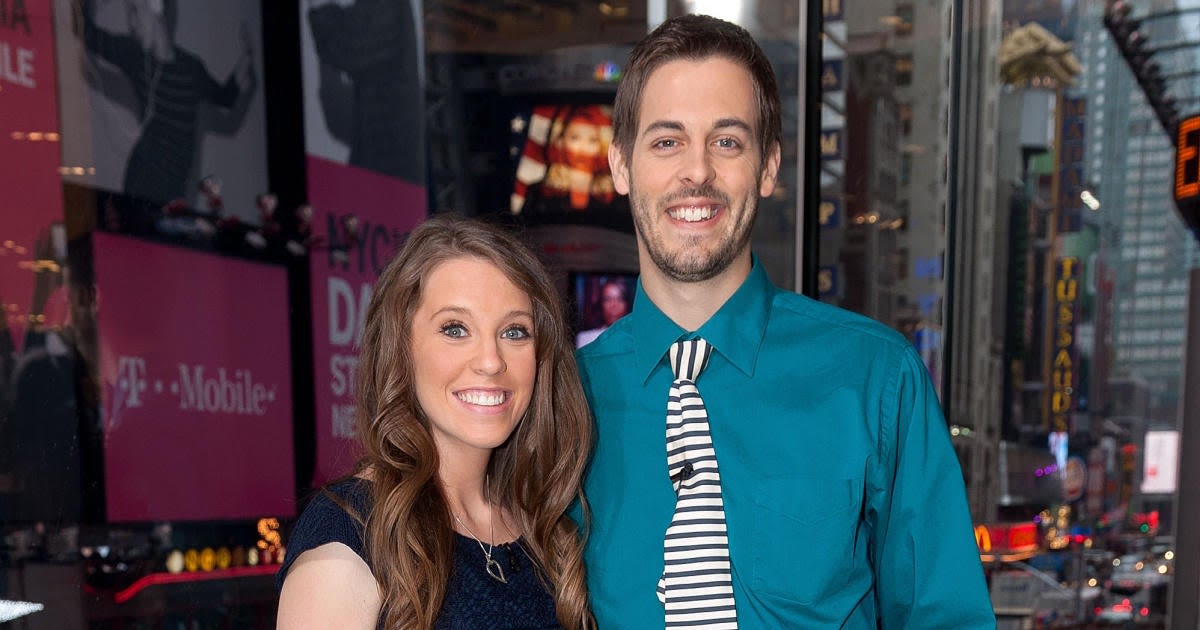 Jill Duggar Posts Baby Bump Photos She Was 'Excited to Share' Before Daughter's Stillbirth