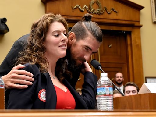 Phelps, Schmitt plead Congress to crack down on doping ahead of Olympics