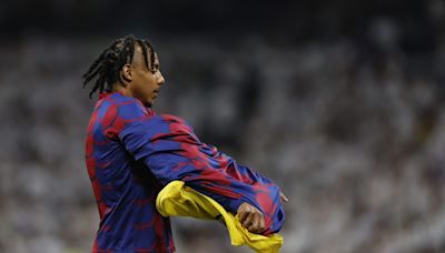 Arsenal express interest in signing €45 million-rated Barcelona defender – report