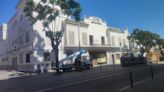 El PSOE de Barbate lamenta el mal estado de conservación de varios edificios municipales
