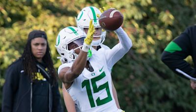 A pair of Ducks make their debut on the Maxwell Award list for 2024