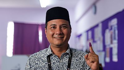 [UNOFFICIAL] Syed Hussien retains Mahkota for BN