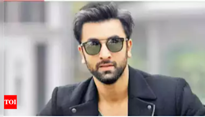 Throwback: When Ranbir Kapoor used THIS phone trick to avoid getting caught when dating many women | Hindi Movie News - Times of India